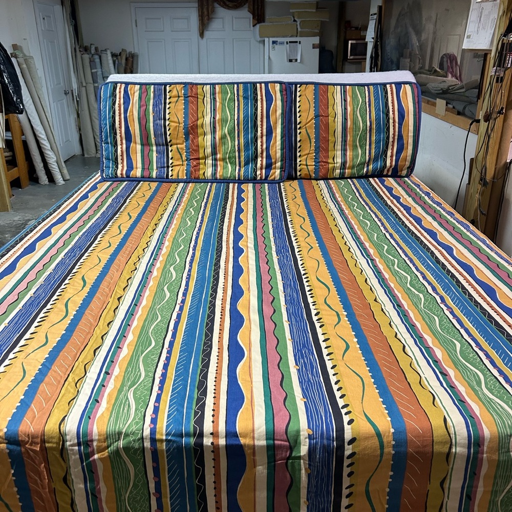 King 👑 custom comforter and shams